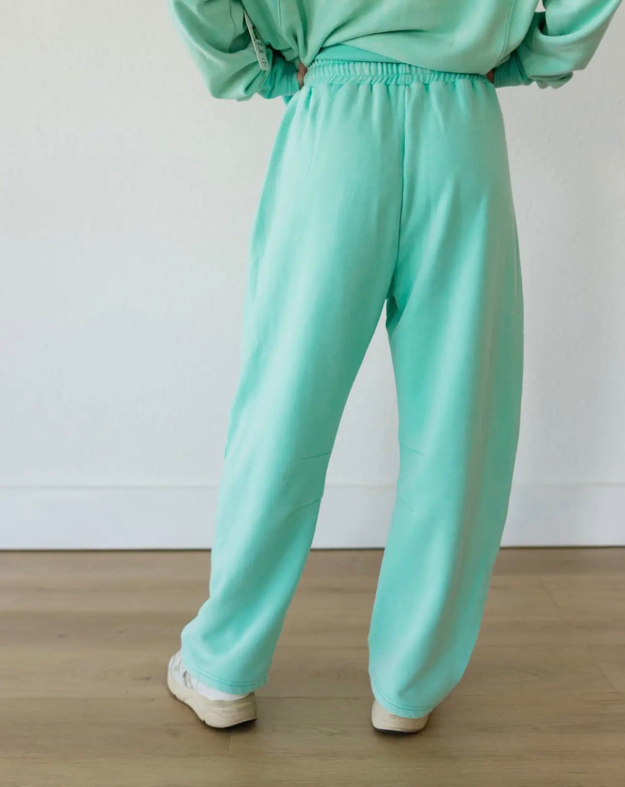 Mint Barrel Sweat Pants