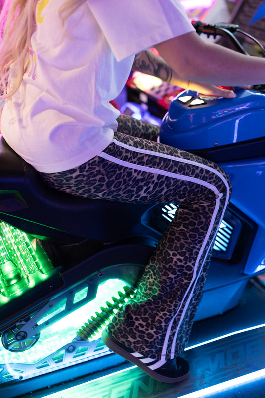 Leopard Flare Legging