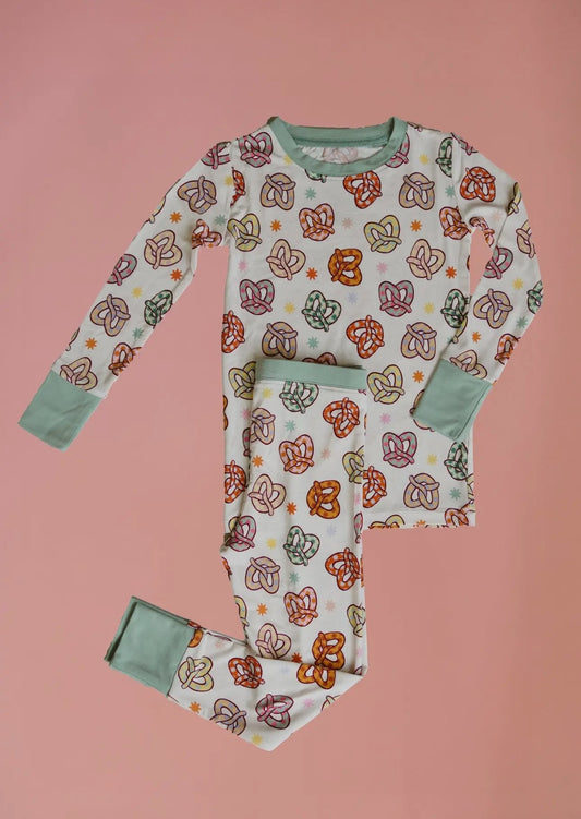 Philly Pretzel Bamboo Set