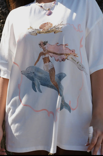 Queen of the Sea Oversized Tee