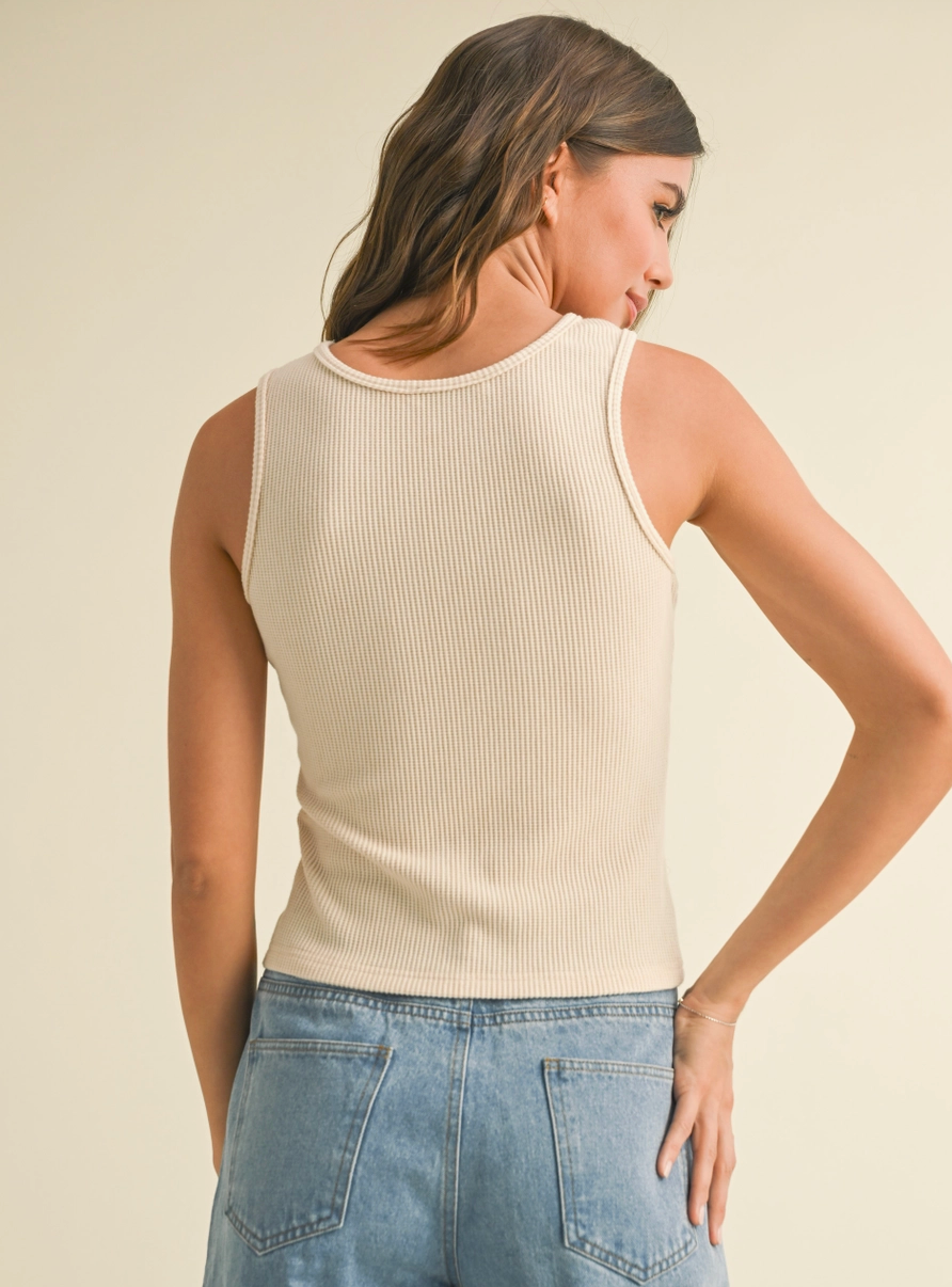 Keyhole Tank - Cream
